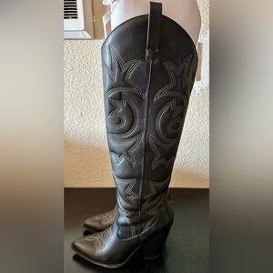 Steve Madden Lincoln Boots